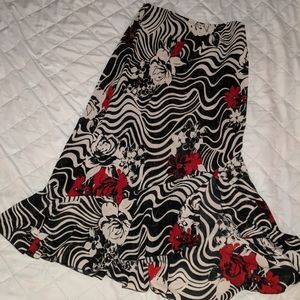 HeartSoul floral flowing slit skirt